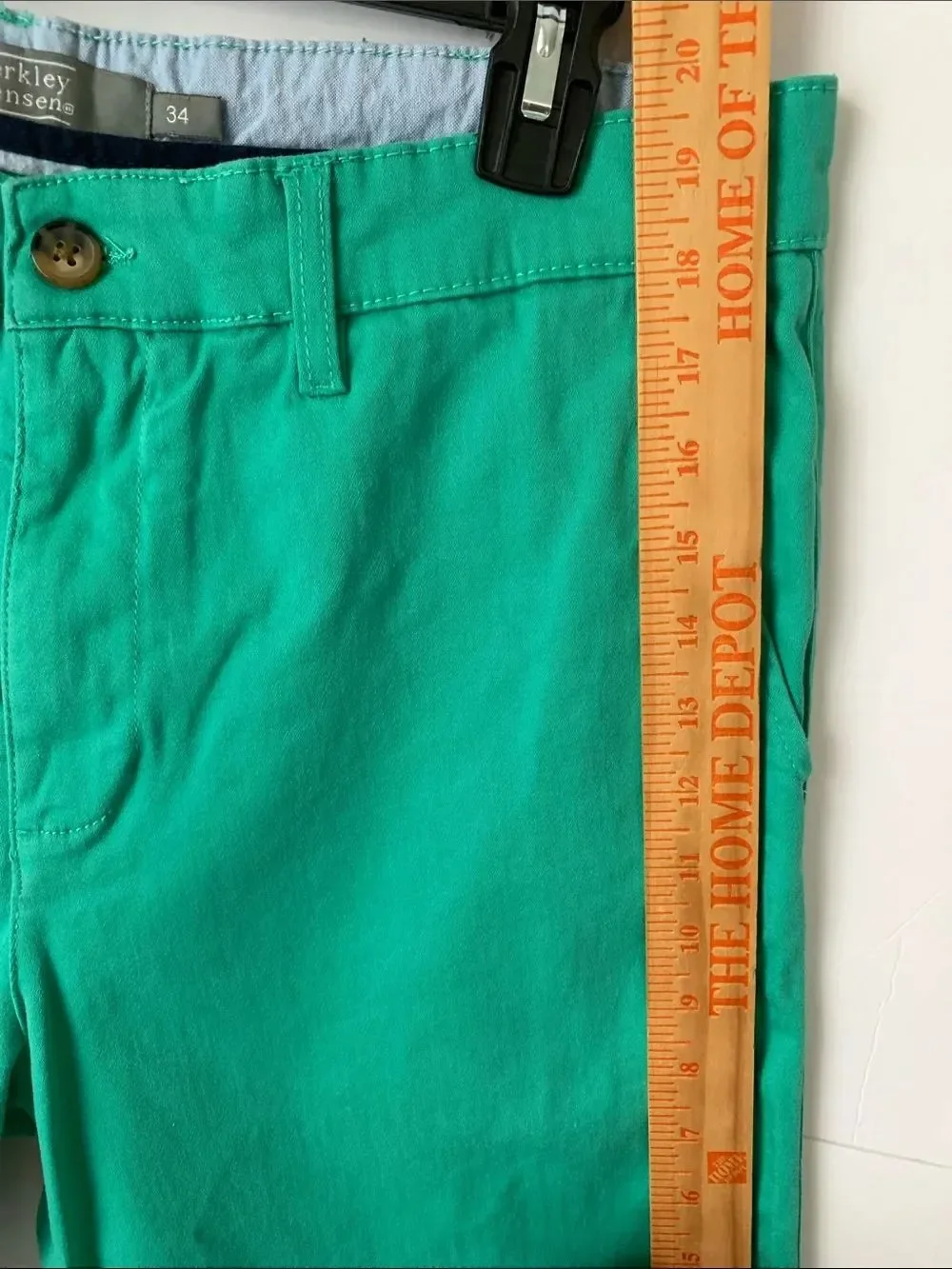 Berkley Jensen Men's Green Classic Chino Shorts Size 34